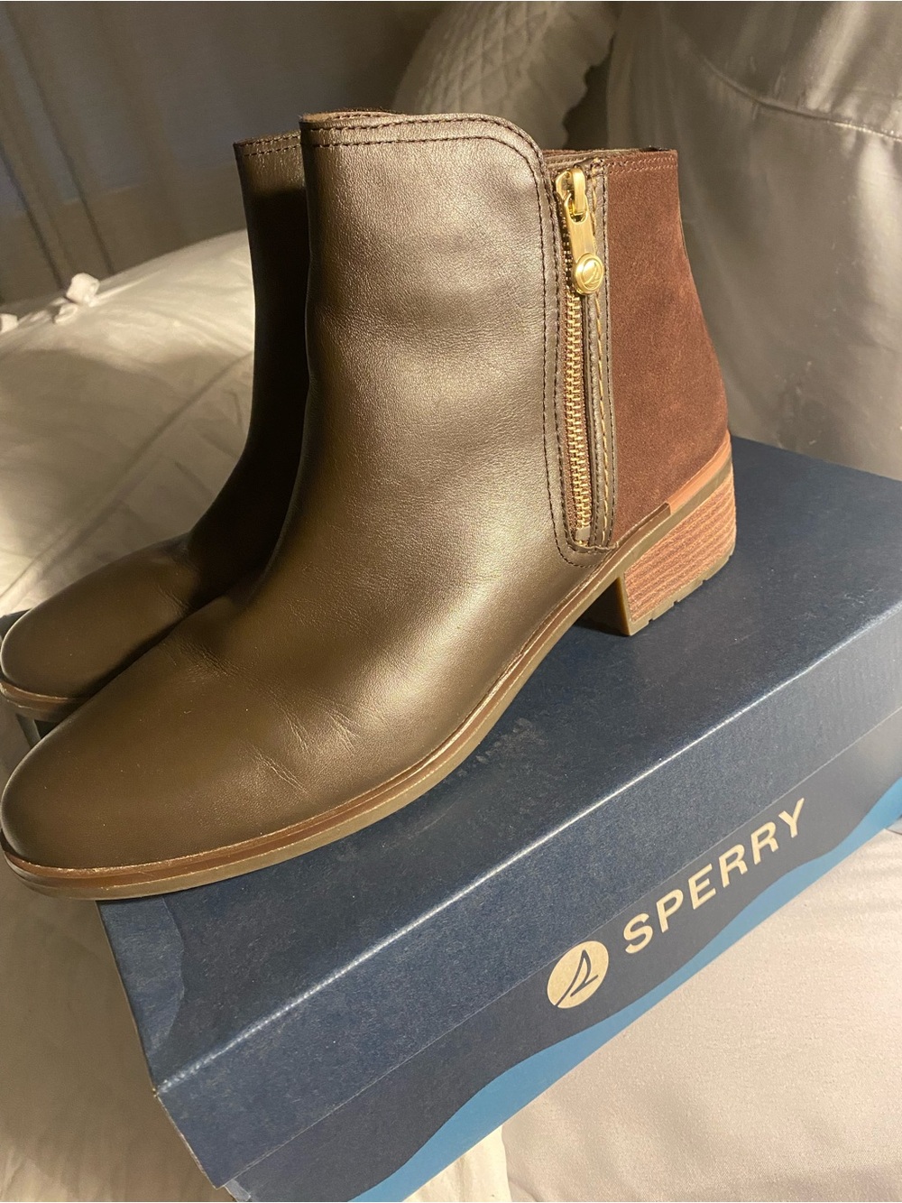 Women’s Sperry’s Size 11-Dark Brown